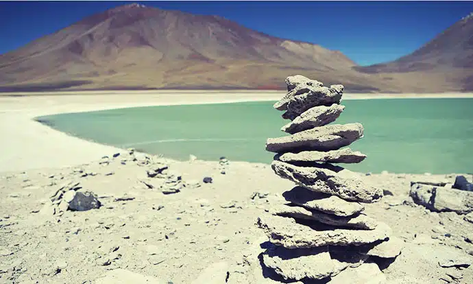 Cairn on Salr de Uyuni