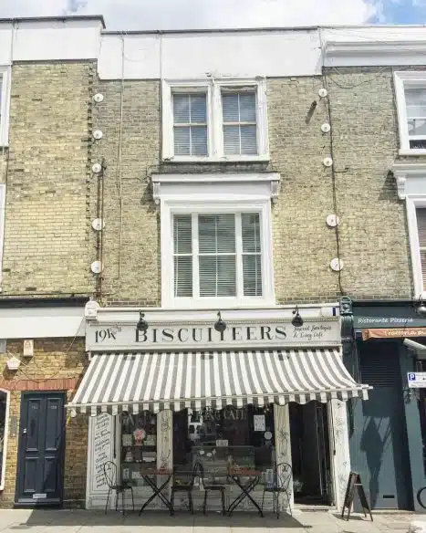 London Instagrammable shopfronts - Biscuiteers