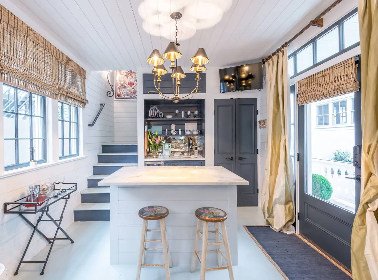 Little Pink House - Airbnb Charleston
