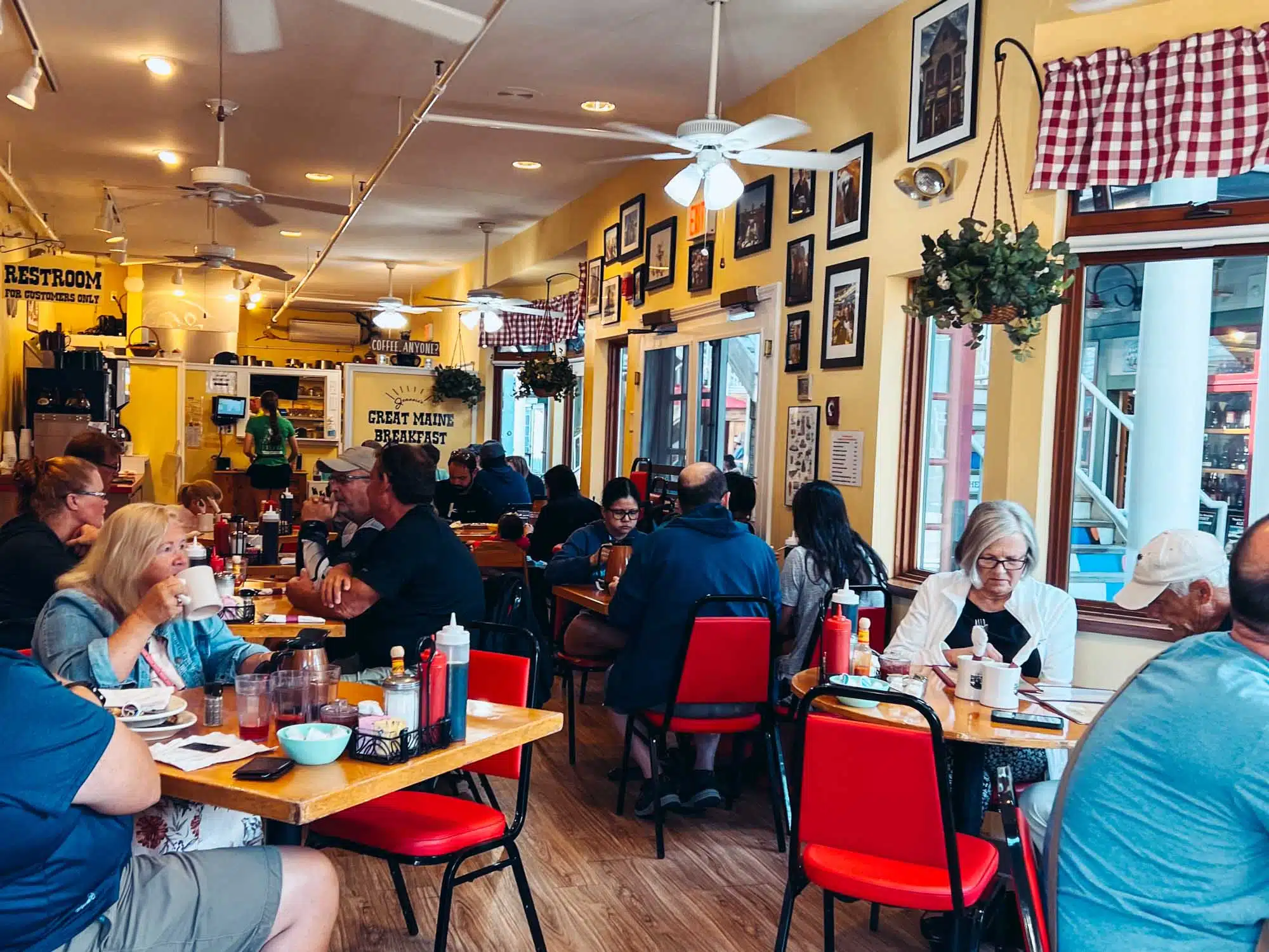 Jeannie's Great Maine Diner