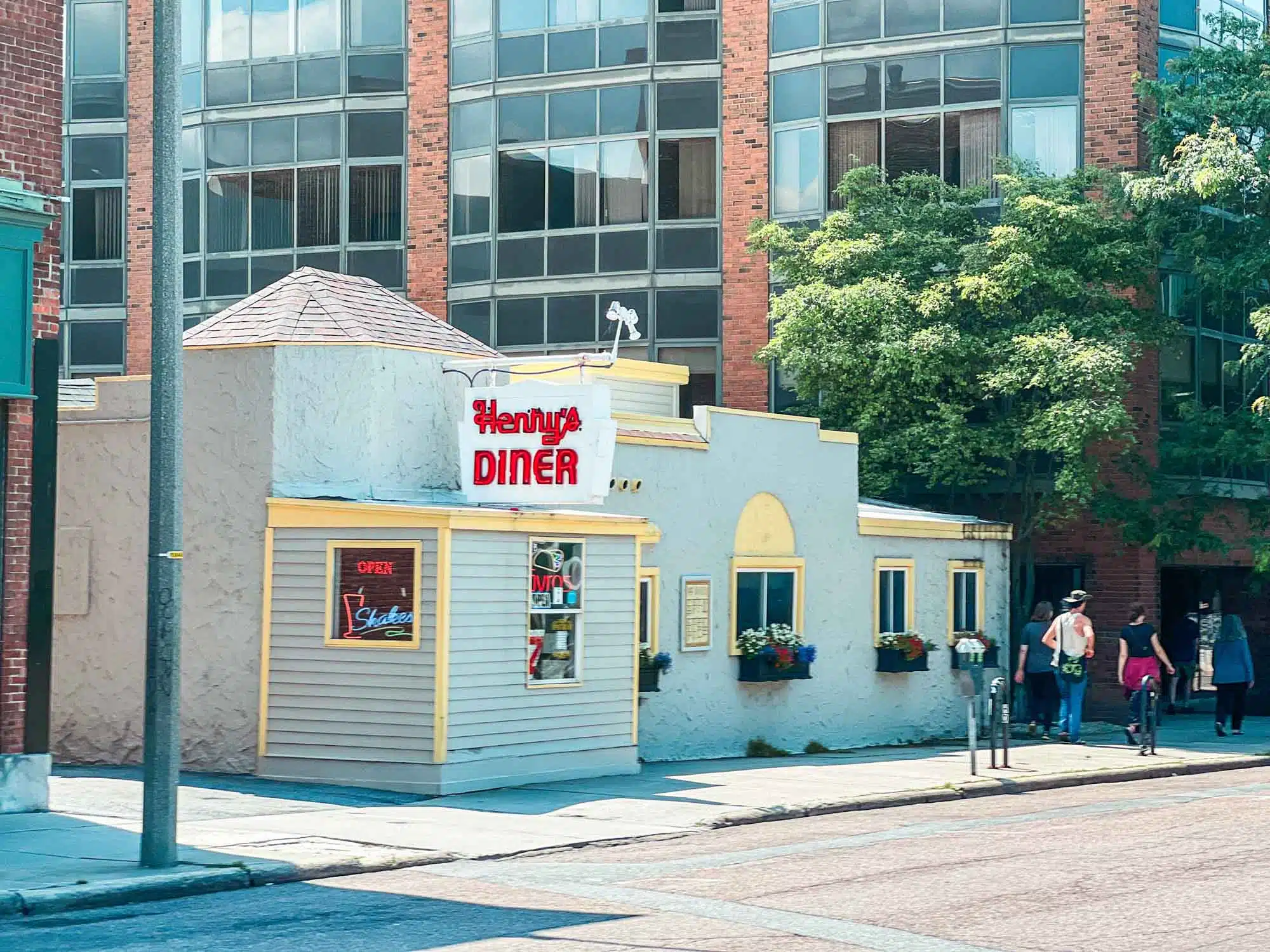 Henry's Diner Burlington
