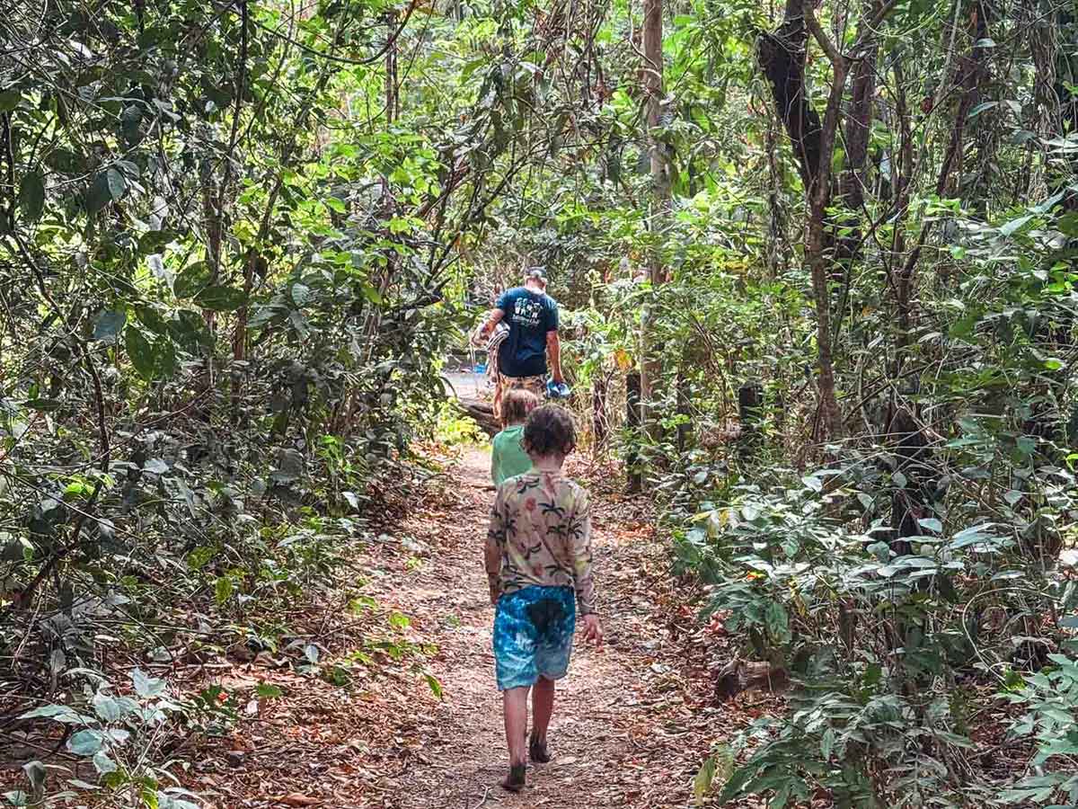 Trail to Playa Guiones.