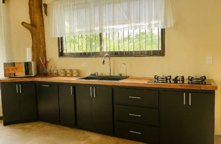 Kitchen at Paraiso del Ogro.